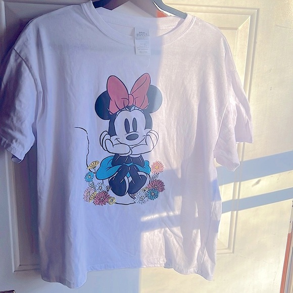 New without tags Minnie mouse, Disney with embroidered flowers xl - Picture 3 of 7